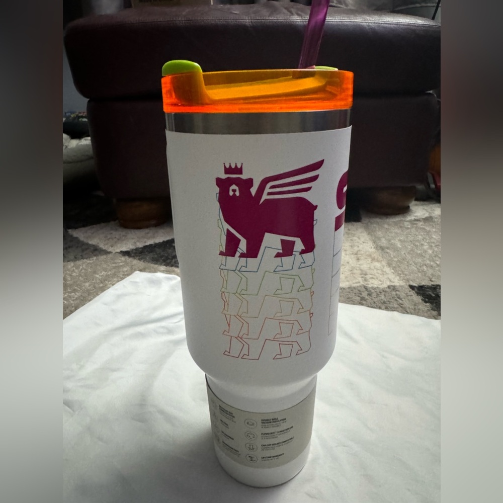 Stanley tumbler 40 oz